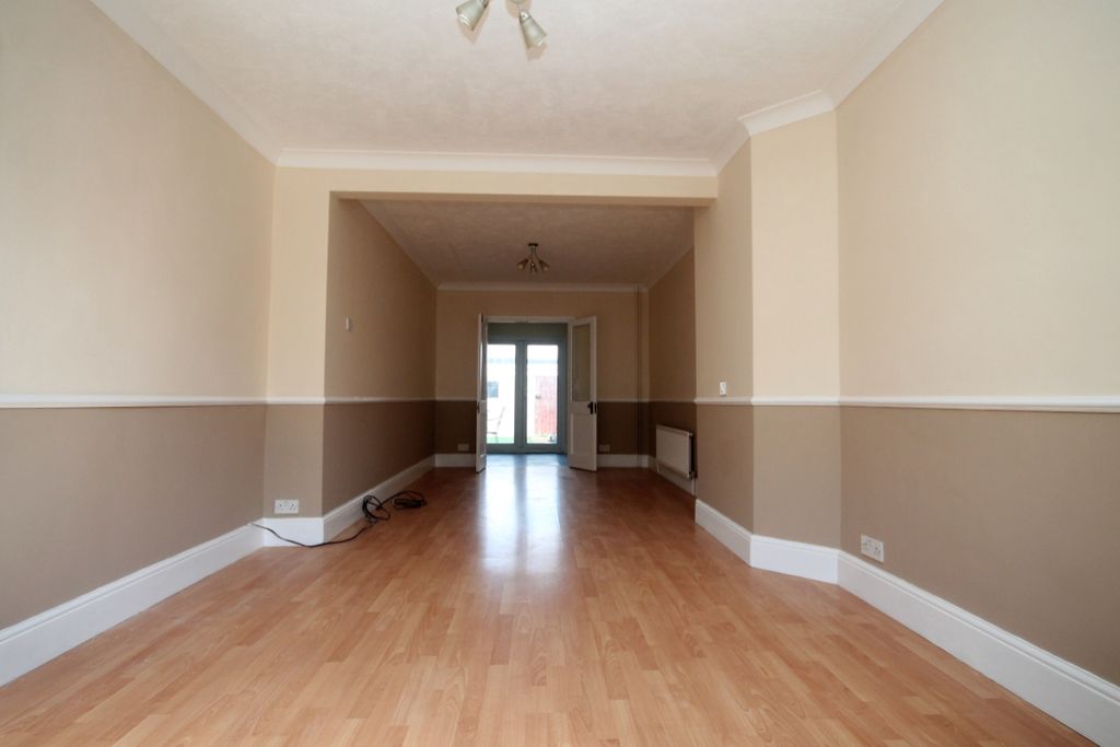 Property photo 2 of 10 Main Page