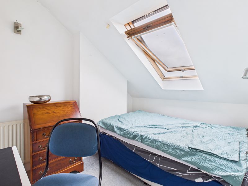 Property photo 2 of 7 Photo 5