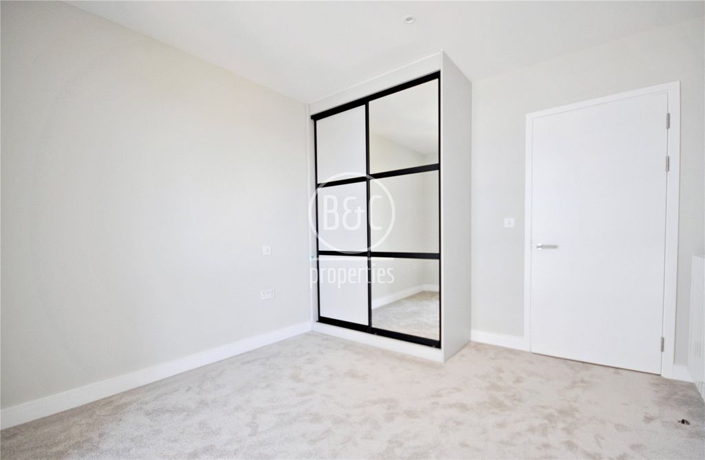 Property photo 2 of 8 Picture No. 07