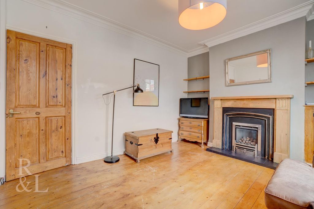 Property photo 2 of 13 Batched (22).Jpg
