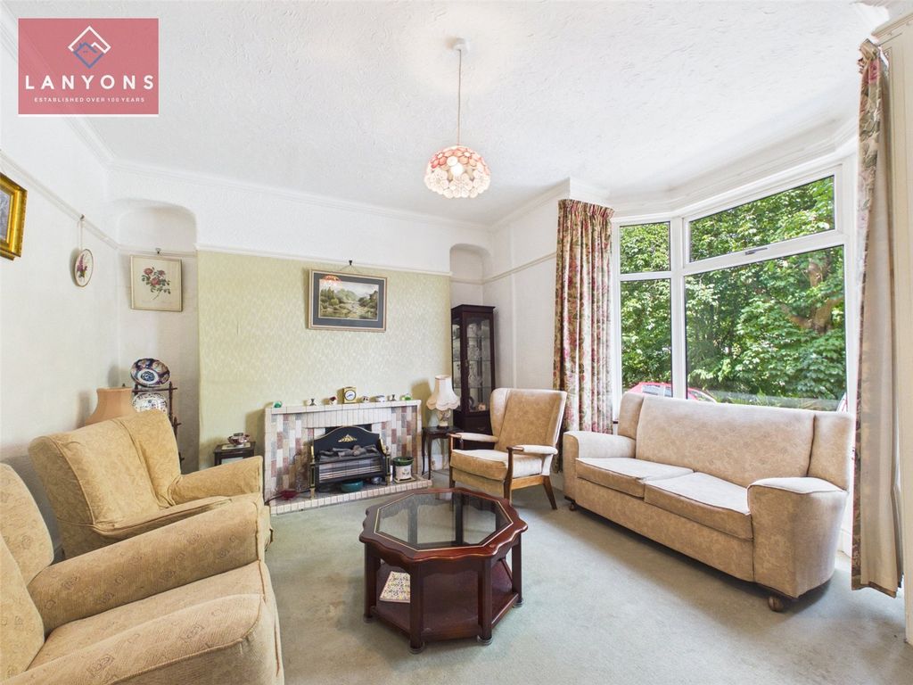Property photo 2 of 13 Picture No. 29