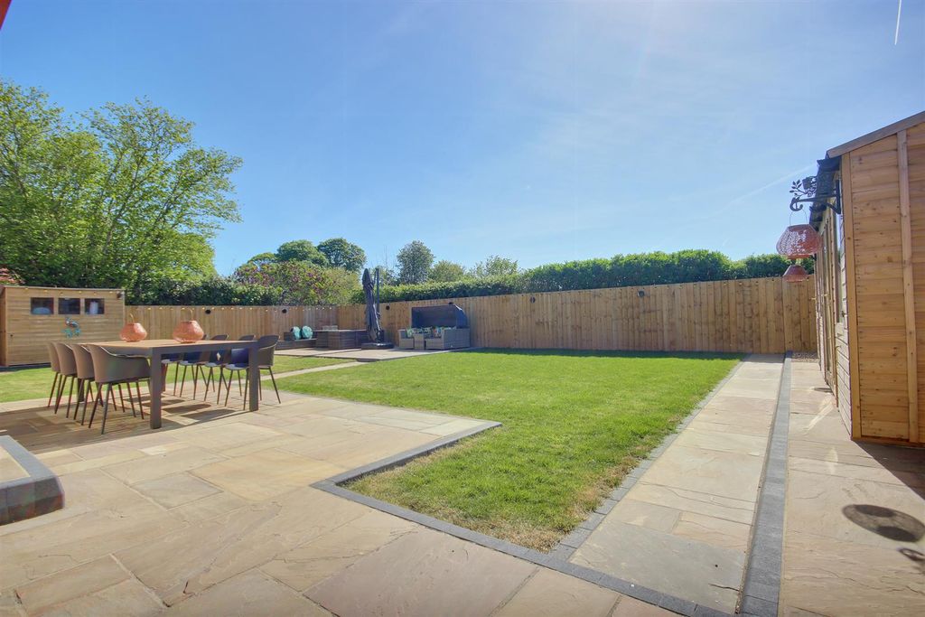 Property photo 1 of 27 Townside (28).Jpg