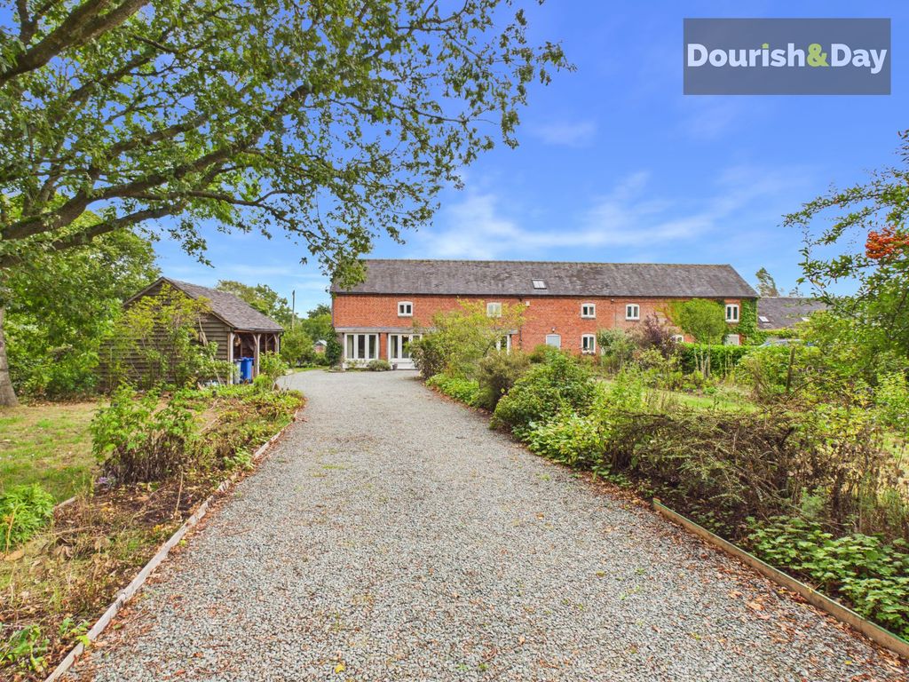 Property photo 2 of 50