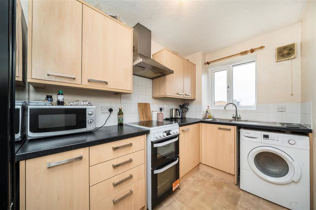 Property photo 3 of 4