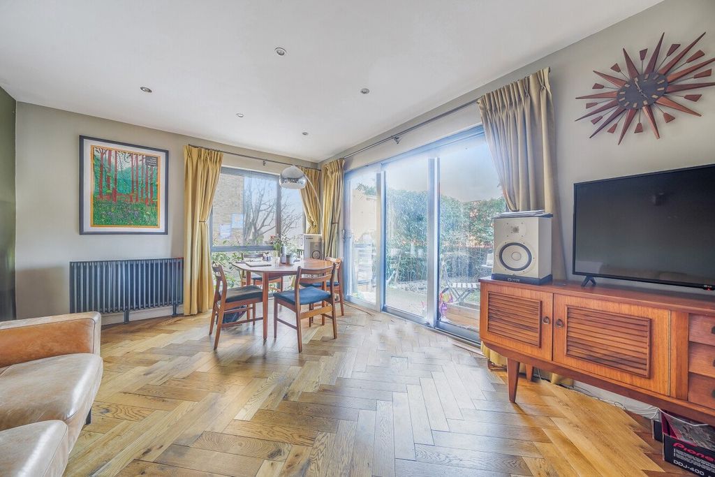 Property photo 3 of 17 Picture No. 20