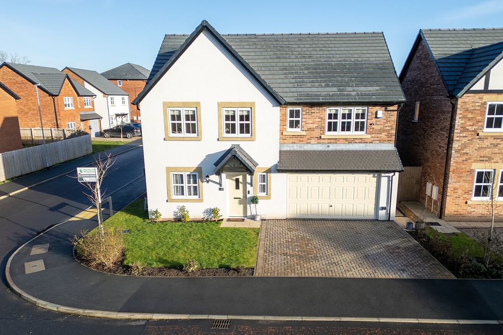 Property photo 1 of 29 4811231