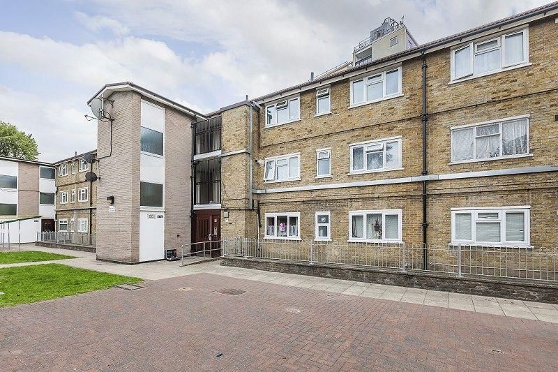 Property photo 1 of 6 Two Bedroom Flat For Sale