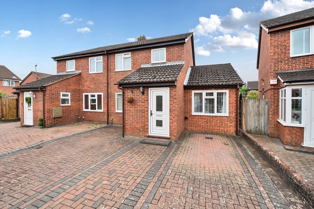 Property photo 1 of 20 1330838-20-68824A...