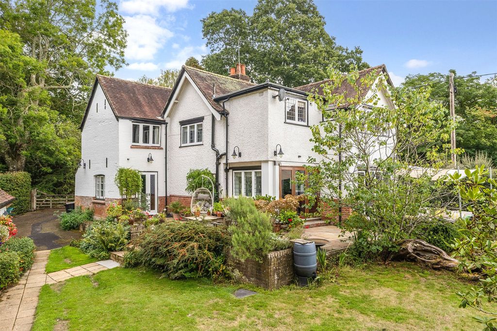 Property photo 2 of 31 Picture No. 28