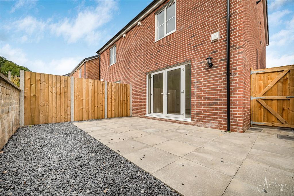Additional image 10 of 2 bed semi-detached house for saleClos Yr Ysgol, Clyne, Neath SA11