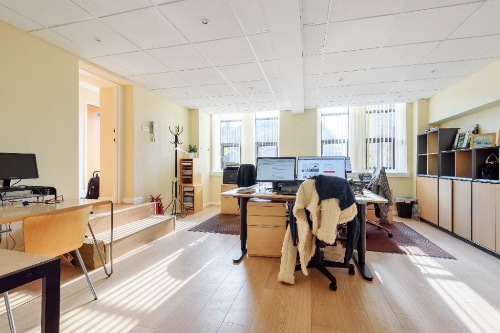 Property photo 3 of 7 Image 7
