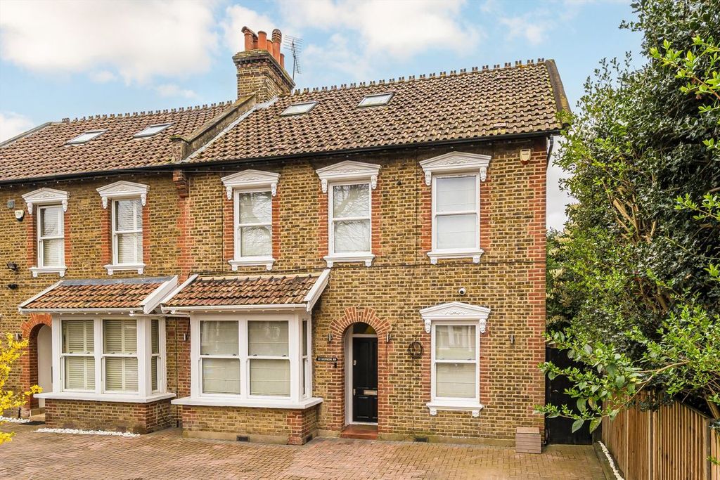 Property photo 1 of 15