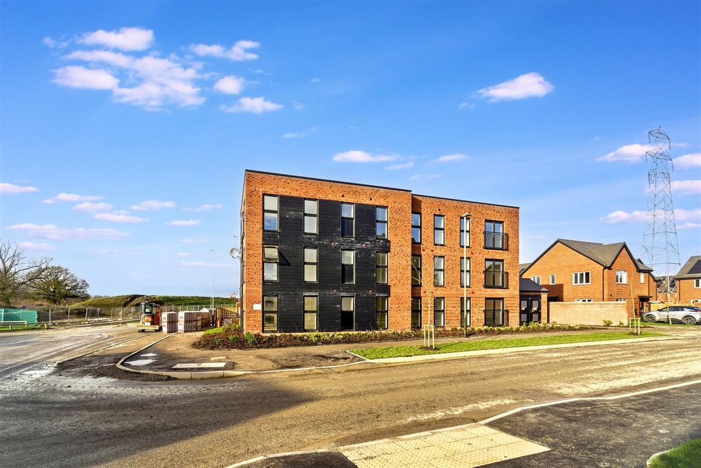 Property photo 1 of 12 20260121053036_Mmk03680_Hdr_Qrgxw.Jpg