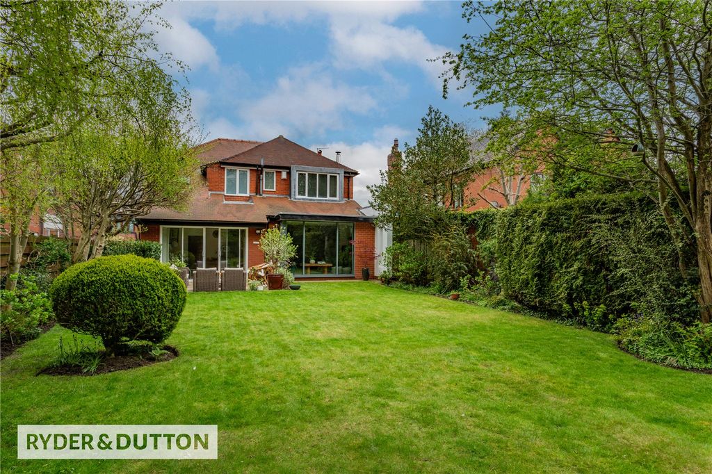 Property photo 2 of 24 Rear Garden