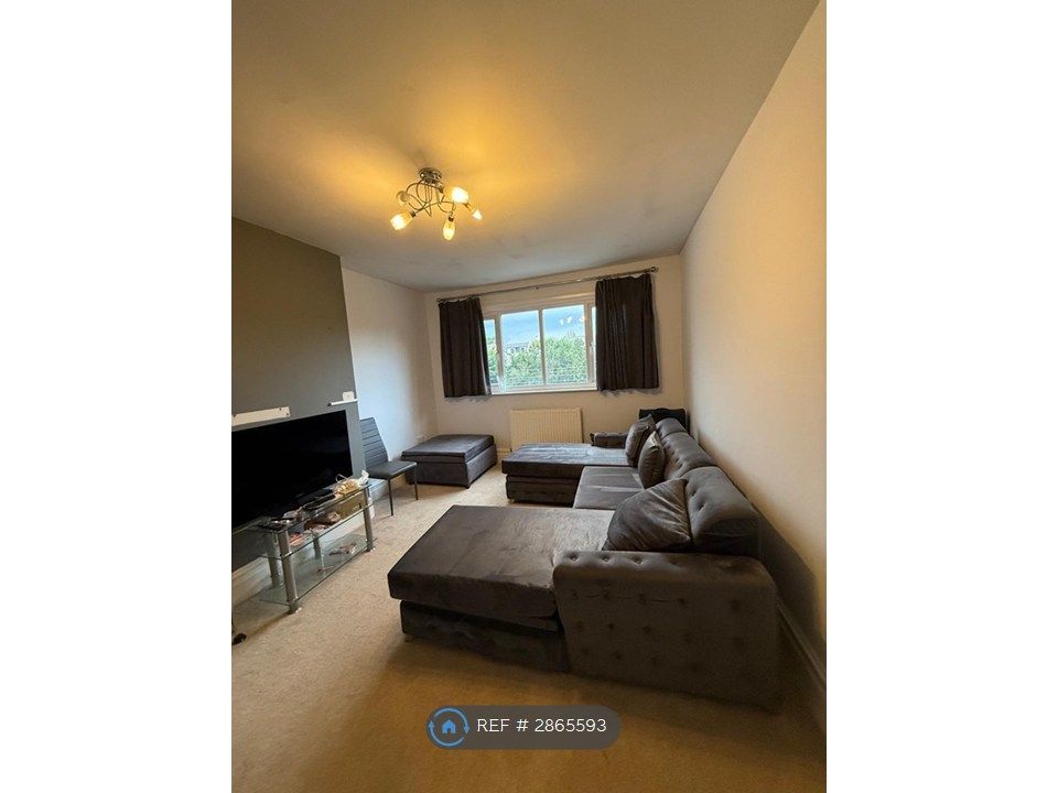 Property photo 3 of 14