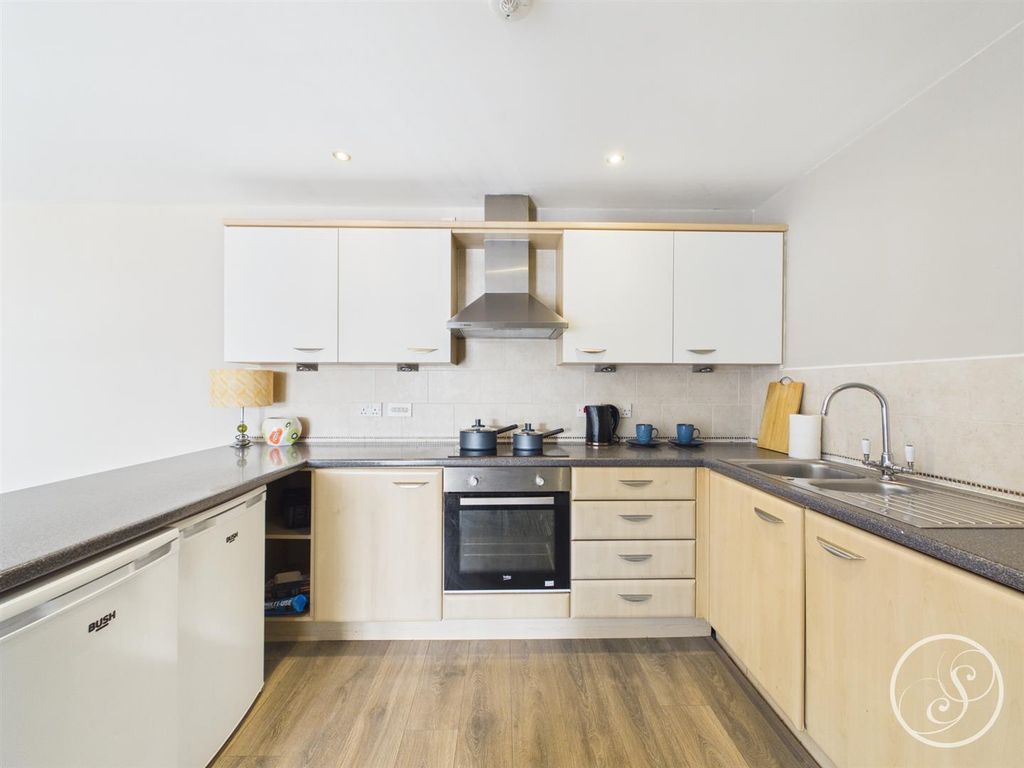 Property photo 2 of 9 Open Plan Living/Kitchen