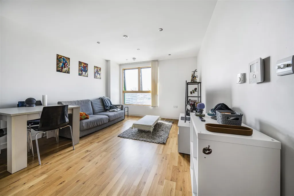 Apartment in Reading, Katesgrove, Coley - More