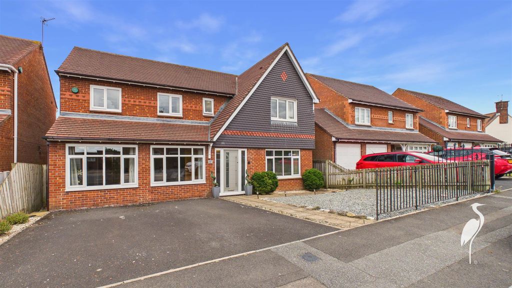 Property photo 1 of 52