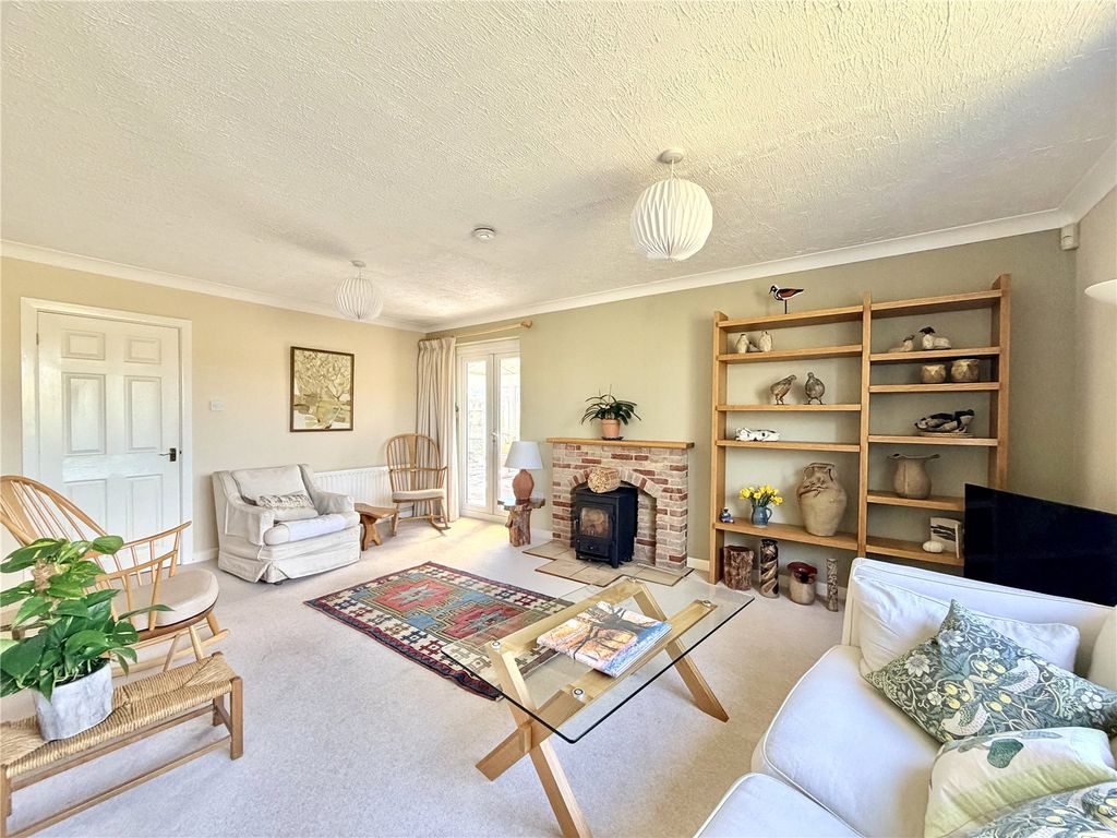 Property photo 3 of 17 Picture No. 19