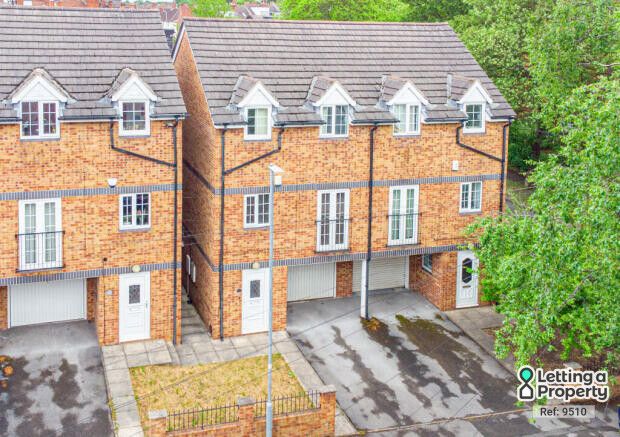 Property photo 3 of 12