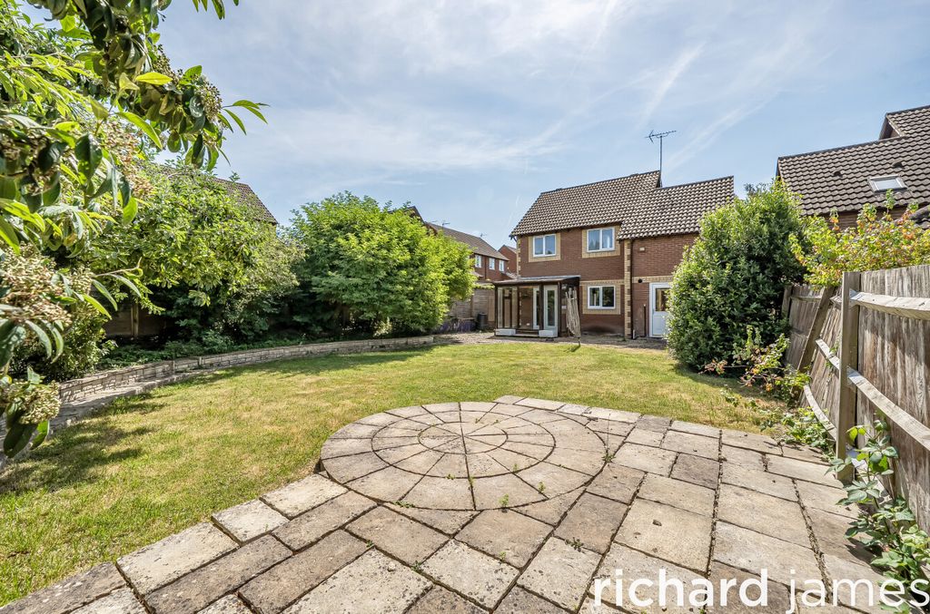 Property photo 1 of 17 34A0B554Ef724F4ba1F361d2632Bb122