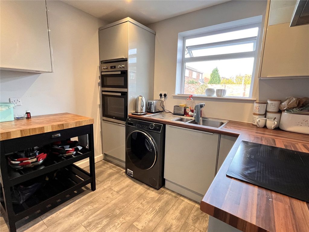 Property photo 2 of 14 Picture No. 06