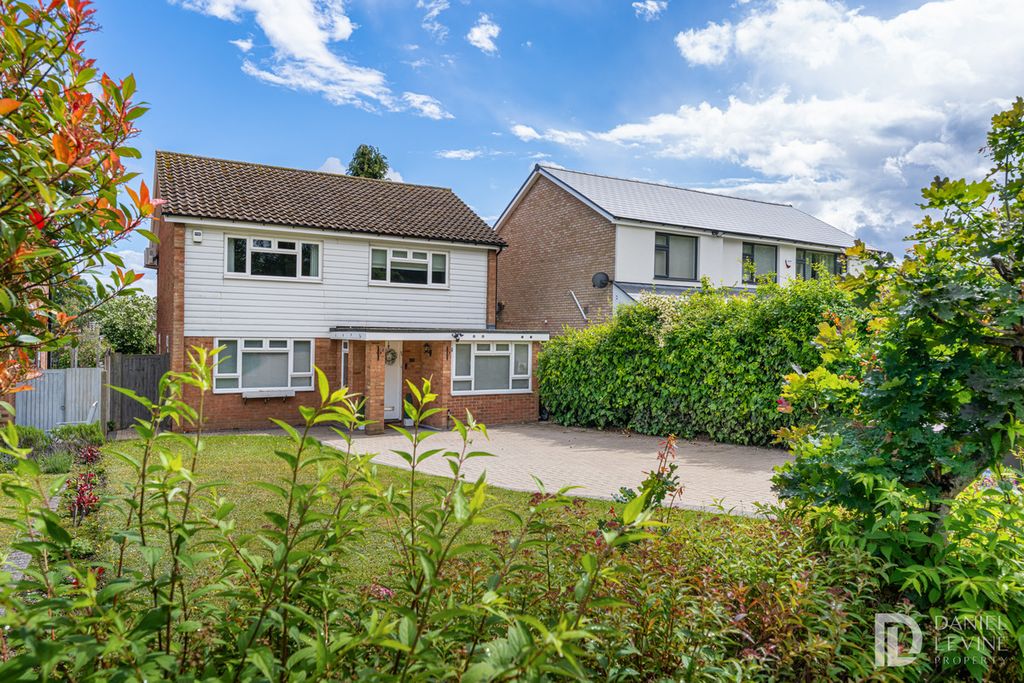 Property photo 1 of 18
