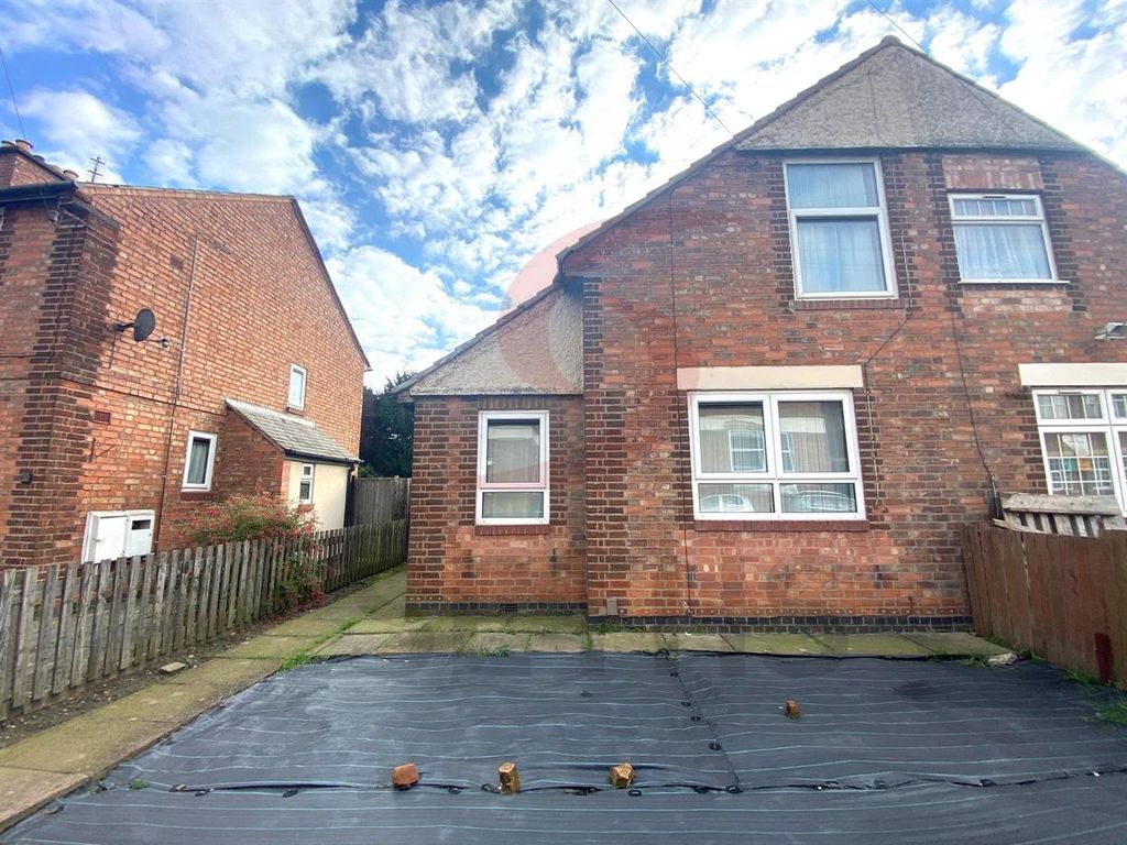 Property photo 1 of 10 Front