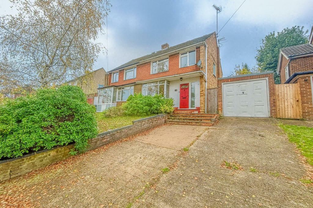 Property photo 1 of 21