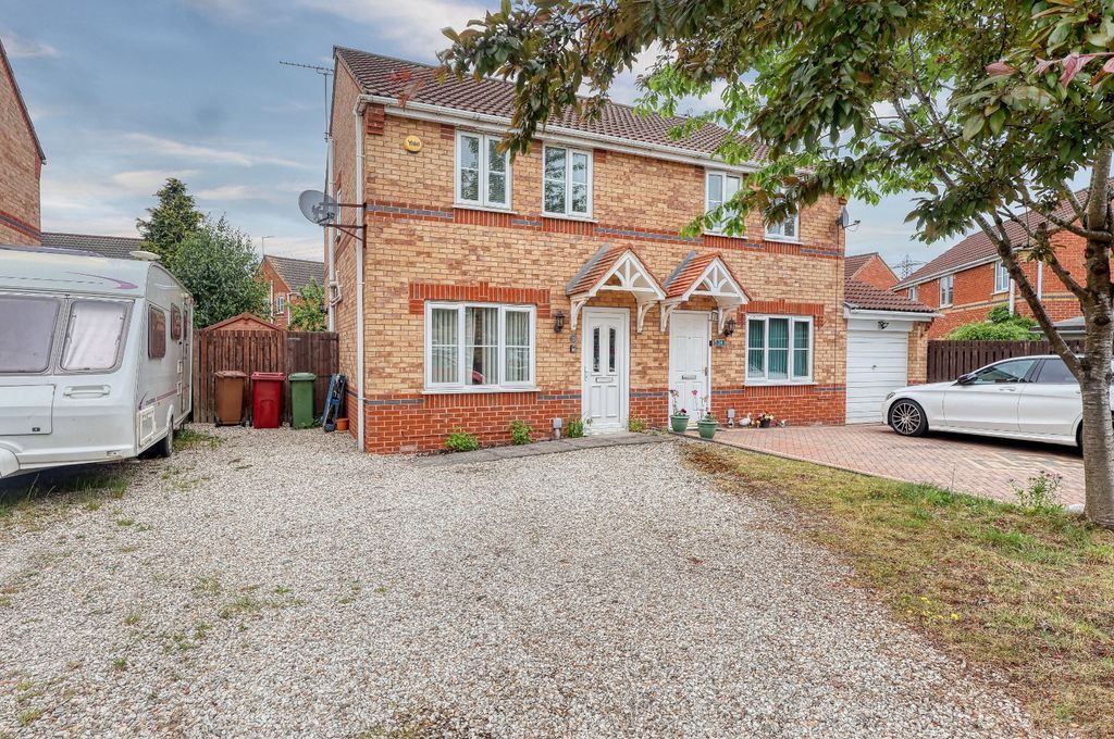 Property photo 2 of 16 Frontal