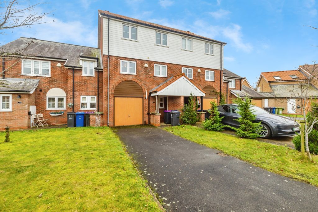 Property photo 1 of 17 Photo #1