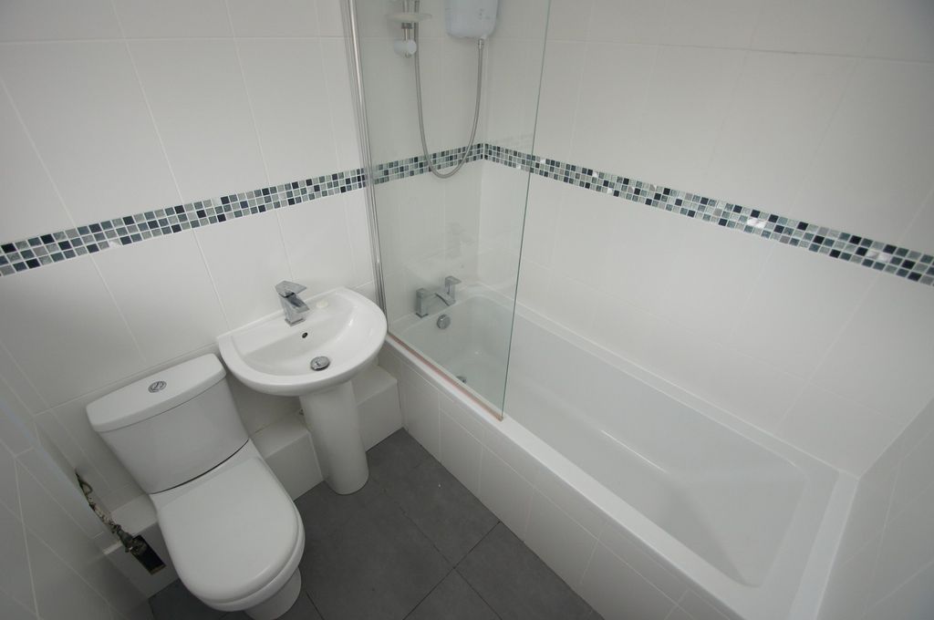 Property photo 3 of 6 Not Specified