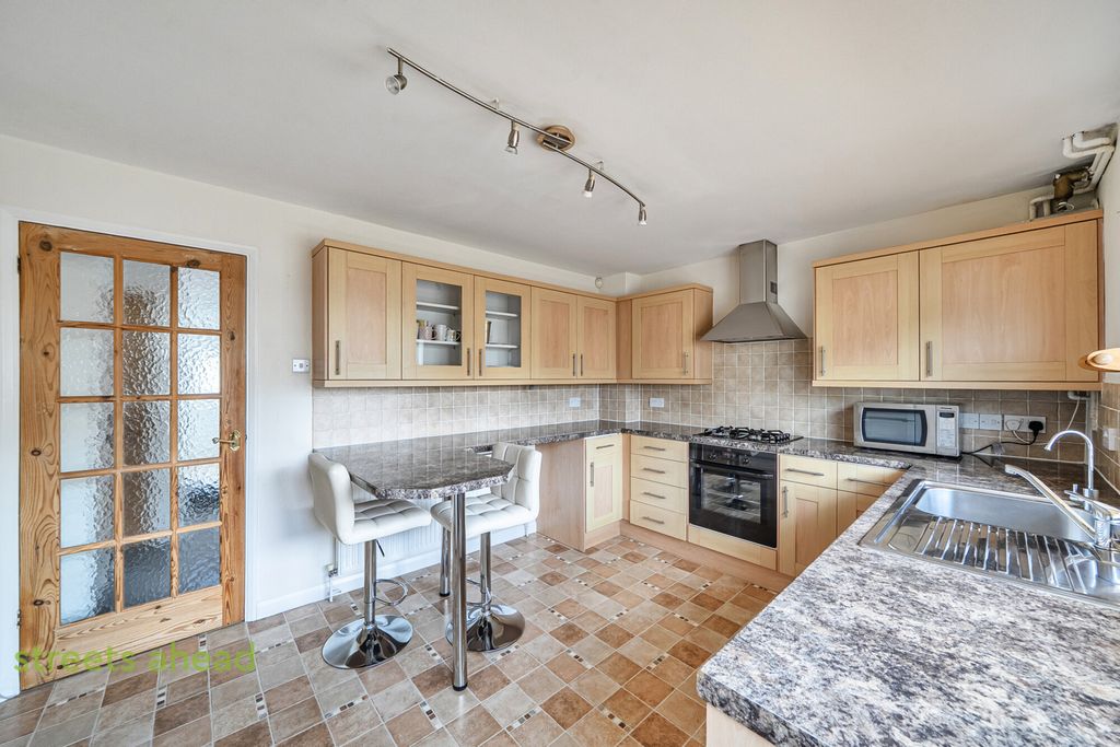Property photo 1 of 13 0885Dd61-4A3B-44F...