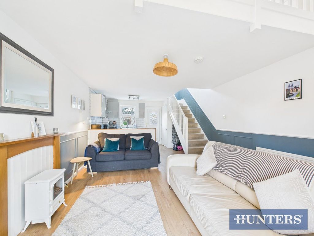 Property photo 3 of 12 Living Room Alt