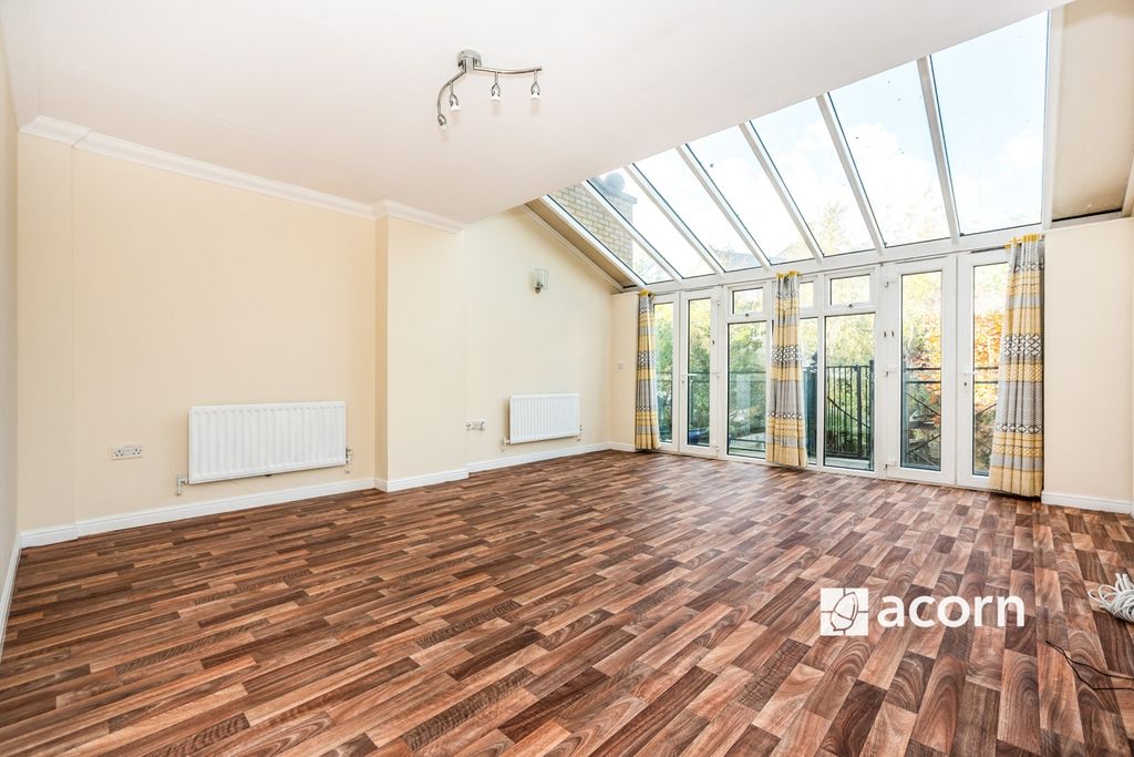 Property photo 1 of 10 Reception