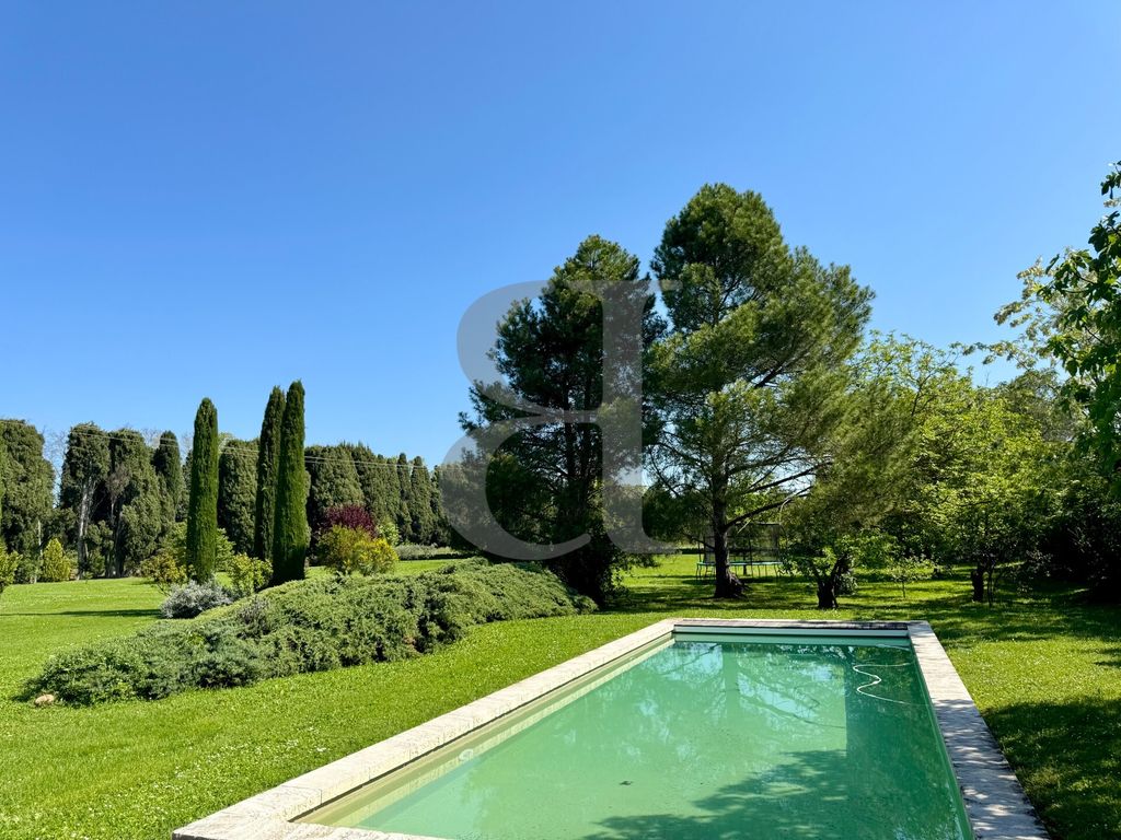 Property photo 3 of 27