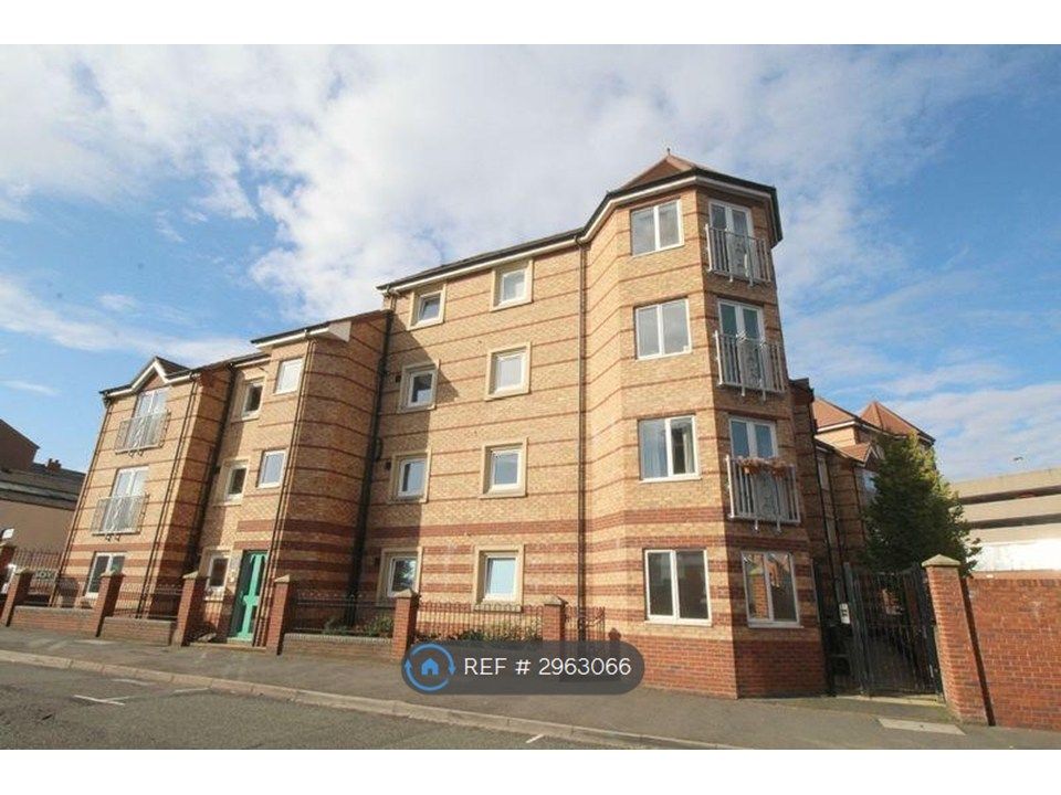 Property photo 1 of 8 Building
