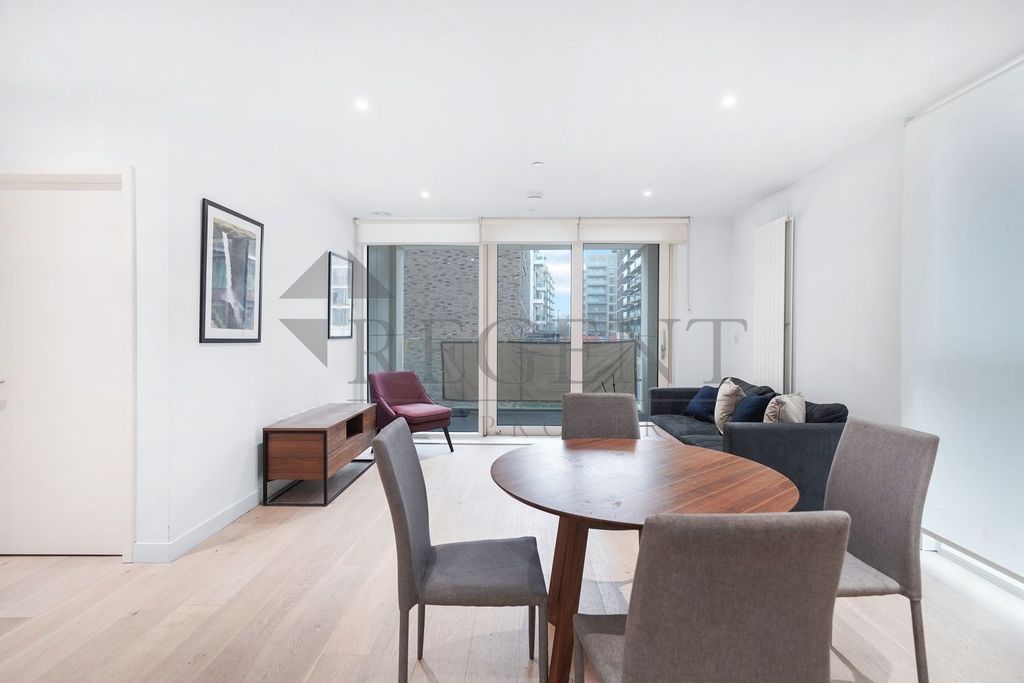 Property photo 2 of 15 Open Plan