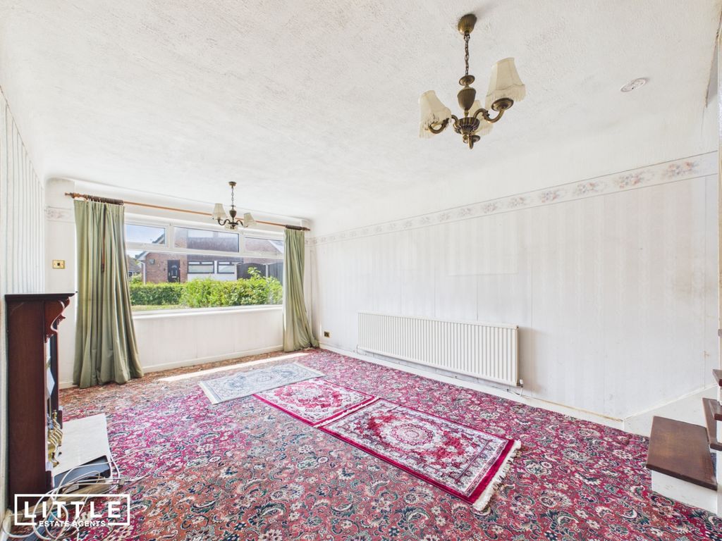 Property photo 3 of 24 Photo 8