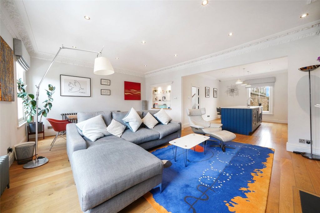 Property photo 2 of 15 Picture No. 14