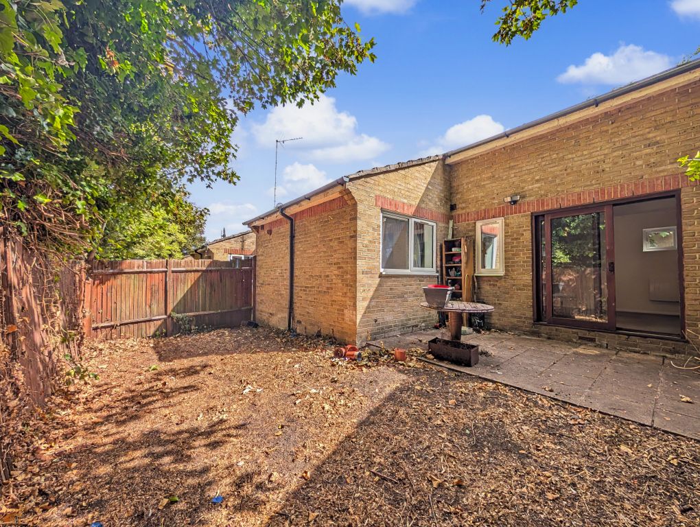 Property photo 1 of 8