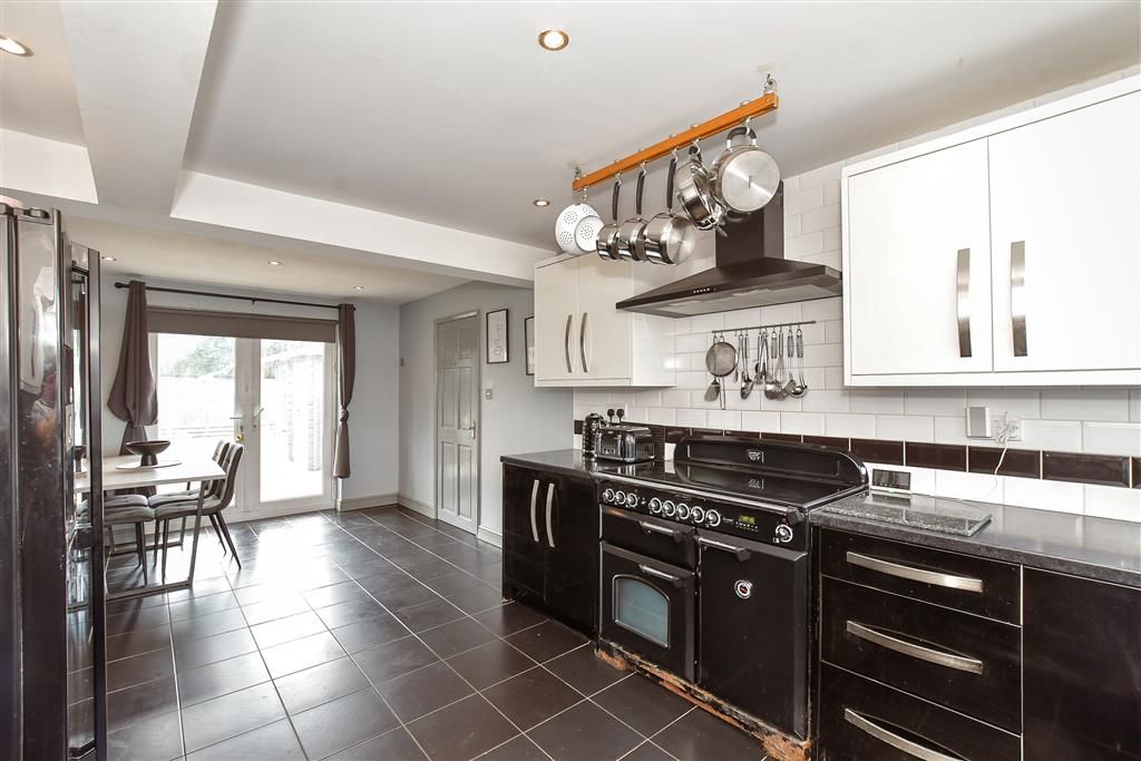 Property photo 2 of 16 Kitchen/ Diner