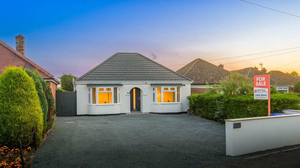 Property photo 1 of 30