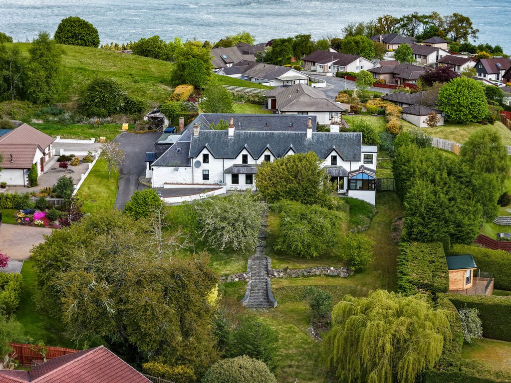 Property photo 1 of 48