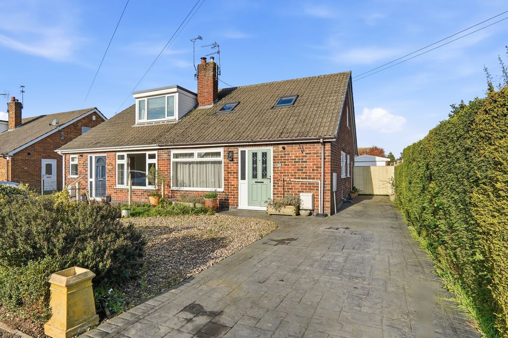 Property photo 1 of 15 Cherrywoodcrescent002