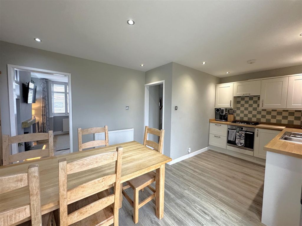 Property photo 3 of 20 3.Jpeg