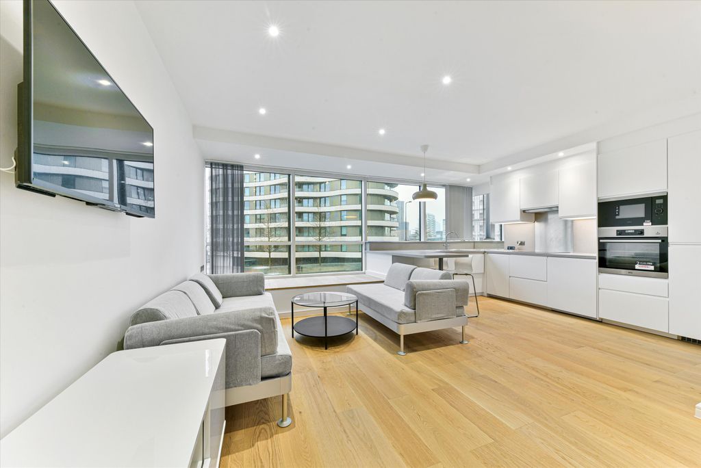 Property photo 2 of 15 Image