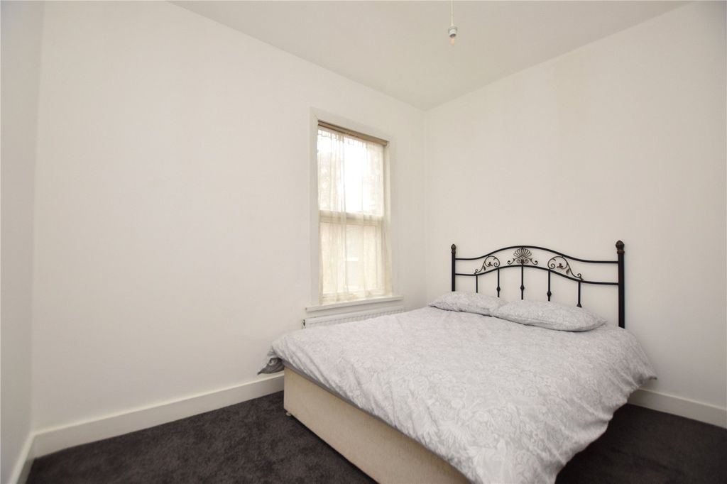 Property photo 3 of 7 Bedroom