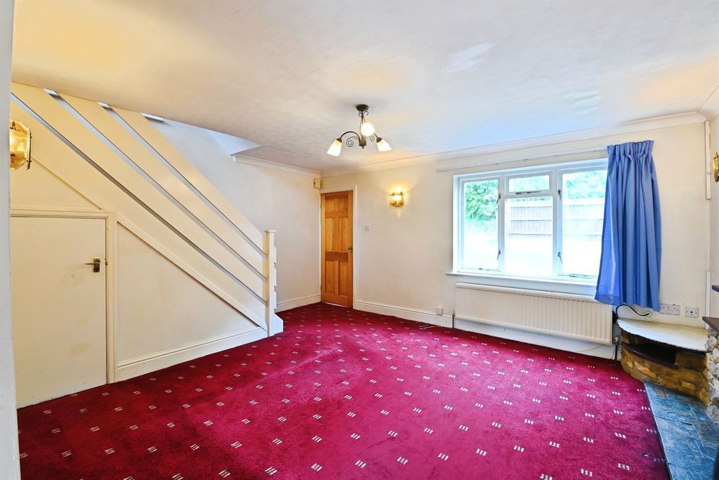 Property photo 3 of 19
