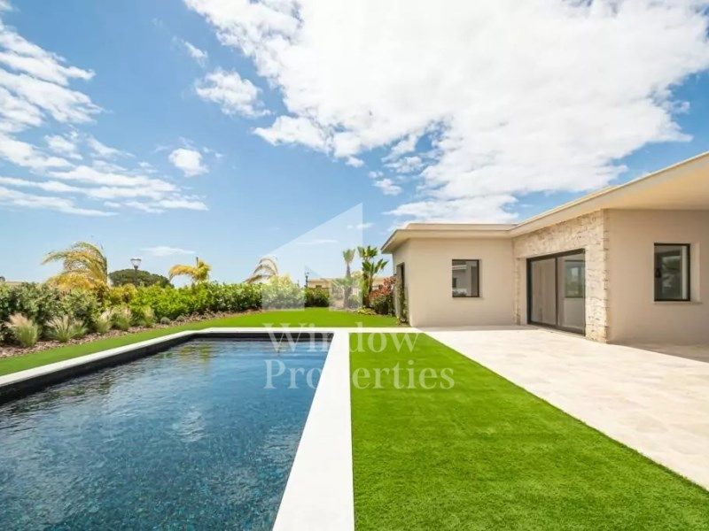 Property photo 3 of 47